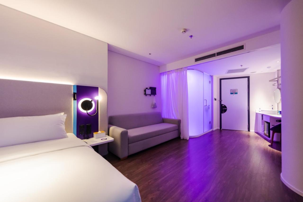 Tru By Hilton Hanoi Station Exterior foto