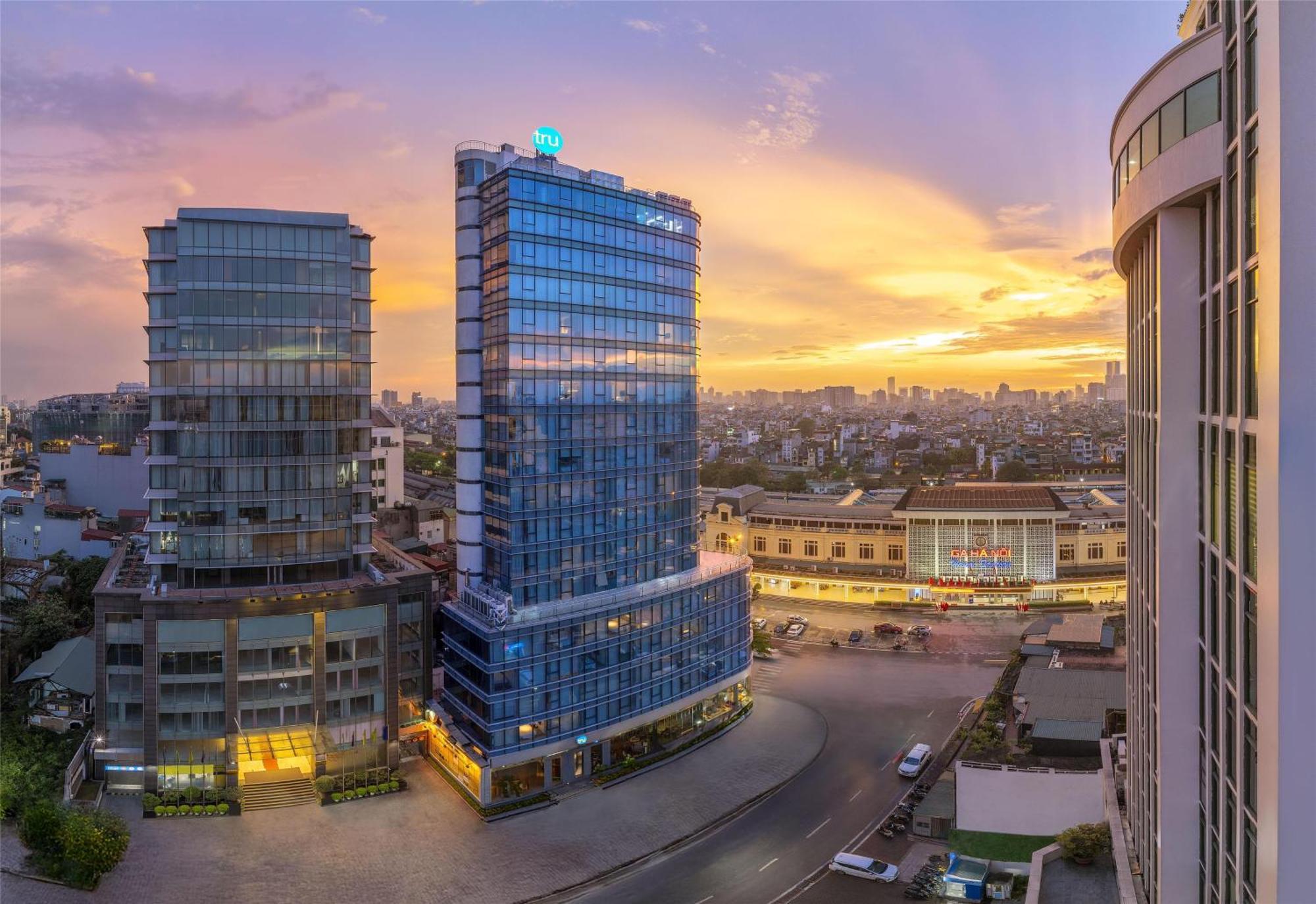 Tru By Hilton Hanoi Station Exterior foto