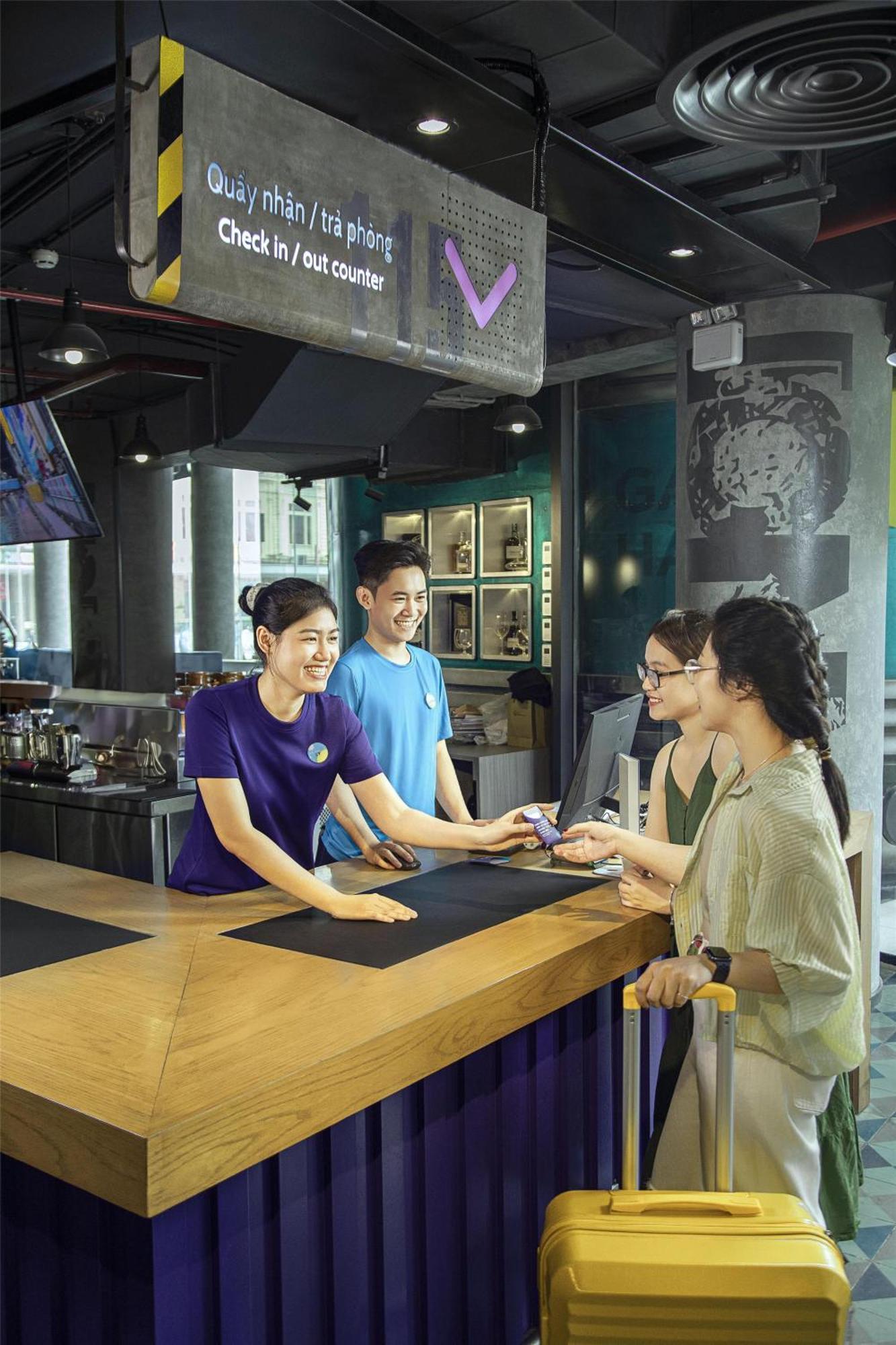 Tru By Hilton Hanoi Station Exterior foto